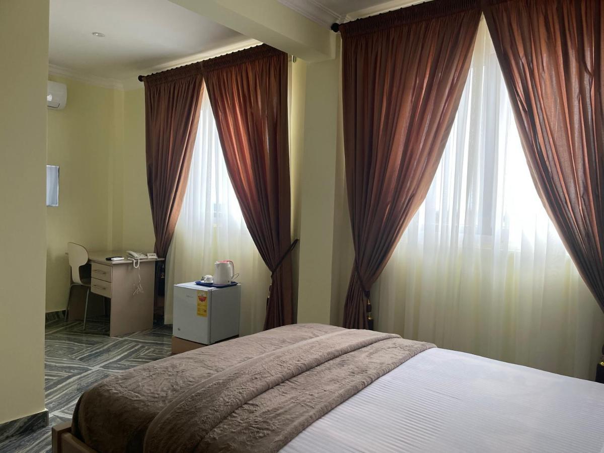Exotic Palace Hotel Tema Εξωτερικό φωτογραφία