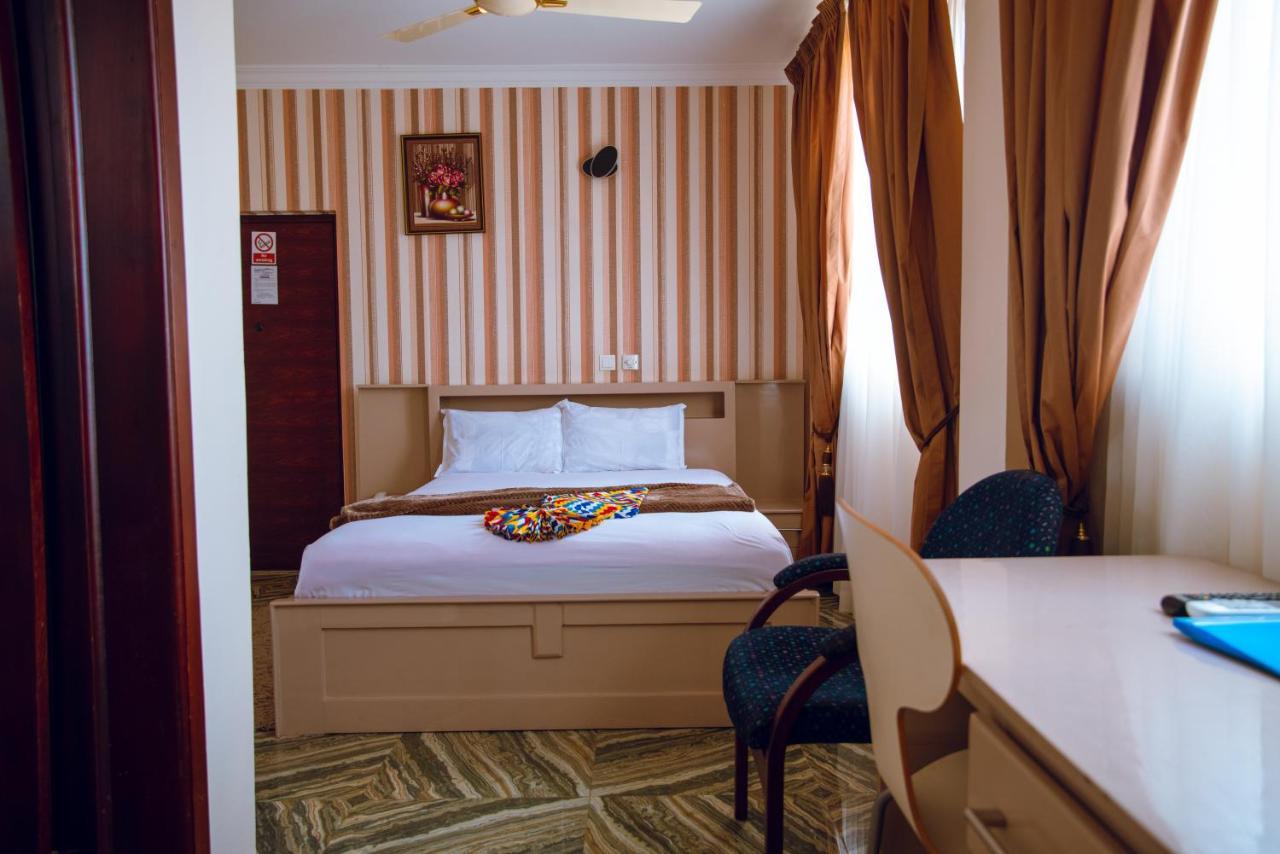 Exotic Palace Hotel Tema Εξωτερικό φωτογραφία